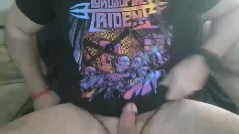 Snapshot of dadbod_1985sc chatting on 03/12/26, 02:01 Dad Bod - New Here online show from 03/12/26, 02:01