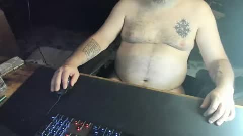 Snapshot of dadbodfatrod chatting on 11/10/25, 01:59 Daddy online show from 11/10/25, 01:59