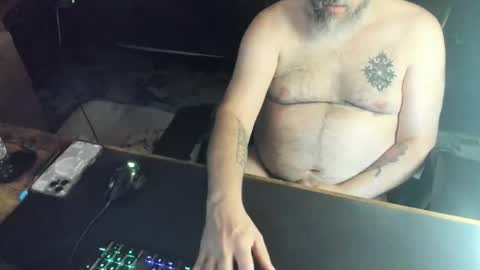 Snapshot of dadbodfatrod chatting on 11/13/25, 07:57 Daddy online show from 11/13/25, 07:57