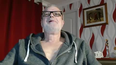 Brian ... online show from 01/12/26, 08:58