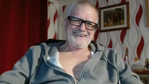Brian ... online show from 03/05/26, 09:11