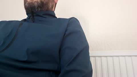 Snapshot of daddy20252025 chatting on 11/13/25, 10:25 daddy20252025 online show from 11/13/25, 10:25