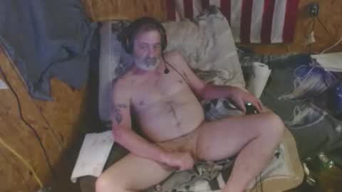 Snapshot of daddy38345 chatting on 01/11/26, 05:56 daddy38345 online show from 01/11/26, 05:56