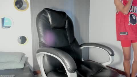 daddy_darcks online show from 09/22/25, 08:22