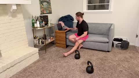 Snapshot of daddydaydrinkz chatting on 12/09/24, 05:29 DaddydayDrinkz online show from 12/09/24, 05:29