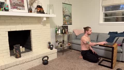 Snapshot of daddydaydrinkz chatting on 12/30/24, 11:06 DaddydayDrinkz online show from 12/30/24, 11:06