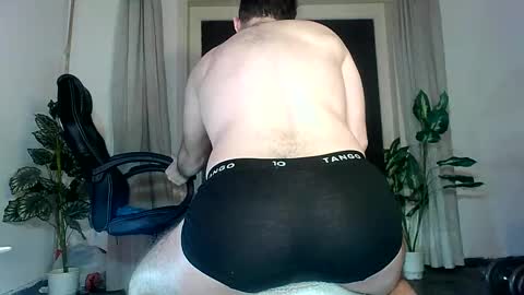 Greekboy28 online show from 03/03/25, 02:26
