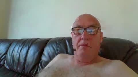 daddyhere4uall8 online show from 08/03/26, 05:50