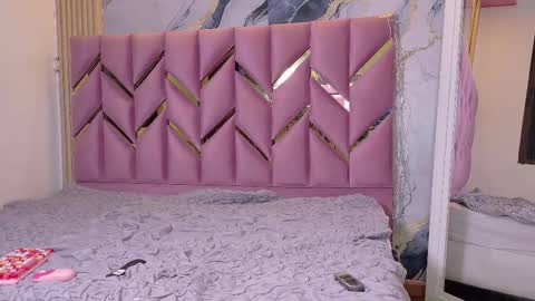 JAZMIN online show from 10/06/25, 07:33