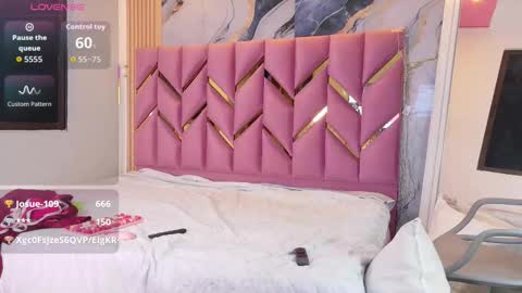 JAZMIN online show from 10/15/25, 07:36