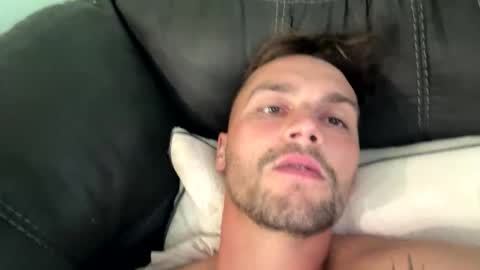 Snapshot of daddyjusti15 chatting on 10/14/25, 09:59 daddyjusti15 online show from 10/14/25, 09:59