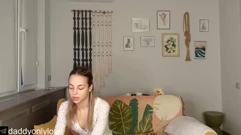 Zoe online show from 10/28/25, 09:17