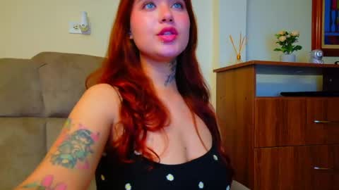 Valen online show from 05/18/26, 01:02