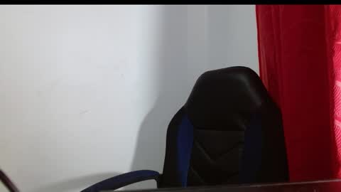 Thalya online show from 10/27/25, 08:02