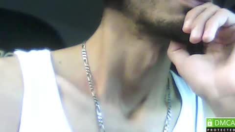 Snapshot of daddyselim chatting on 11/05/25, 07:36 the alpha online show from 11/05/25, 07:36