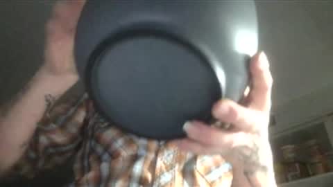 Snapshot of daddyshytbyrd chatting on 03/08/26, 05:44 Daddyshytbyrd online show from 03/08/26, 05:44