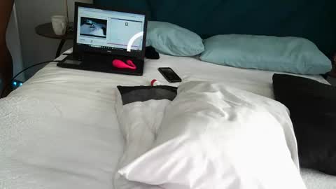 daddyslittleebony online show from 07/25/26, 09:51