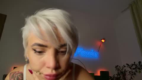 daddyspixxie online show from 11/21/25, 07:34