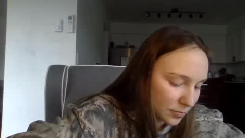 Snapshot of daddysssgoodgirl chatting on 03/10/25, 05:07 daddys good girl online show from 03/10/25, 05:07