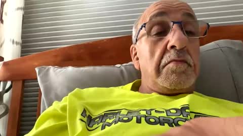 daddyweis online show from 10/28/25, 02:15
