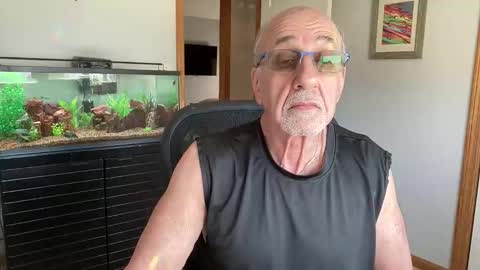 daddyweis online show from 04/12/26, 02:11