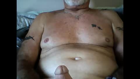 Snapshot of dadhmalone chatting on 03/19/26, 04:00 dadhmalone online show from 03/19/26, 04:00