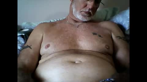 Snapshot of dadhmalone chatting on 03/26/26, 04:12 dadhmalone online show from 03/26/26, 04:12