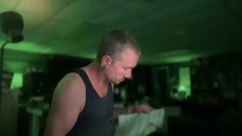 Snapshot of daemon456321 chatting on 10/10/25, 03:05 daemon online show from 10/10/25, 03:05