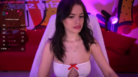 daenerys_daen online show from 12/28/24, 12:24