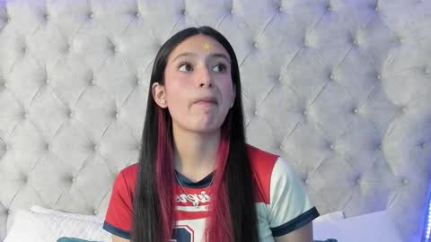 Snapshot of dafne_bss chatting on 01/17/26, 05:23 dafne_bss online show from 01/17/26, 05:23