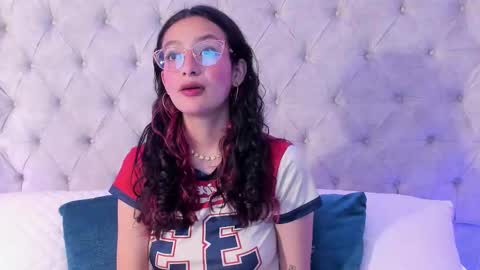 Snapshot of dafne_bss chatting on 02/15/26, 05:04 dafne_bss online show from 02/15/26, 05:04