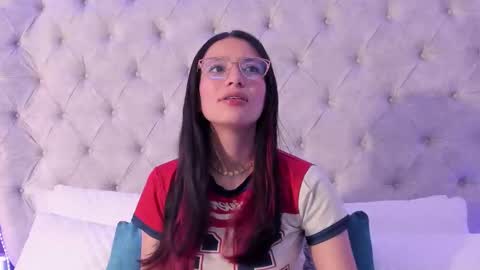 Snapshot of dafne_bss chatting on 02/17/26, 05:04 dafne_bss online show from 02/17/26, 05:04