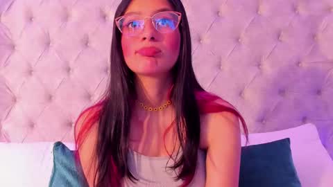 Snapshot of dafne_bss chatting on 02/22/26, 03:40 dafne_bss online show from 02/22/26, 03:40