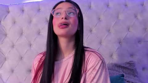 Snapshot of dafne_bss chatting on 02/23/26, 03:37 dafne_bss online show from 02/23/26, 03:37