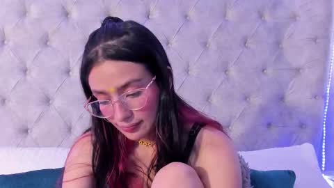 Snapshot of dafne_bss chatting on 02/25/26, 01:48 dafne_bss online show from 02/25/26, 01:48