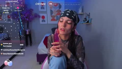 dafne huges online show from 12/13/24, 11:06