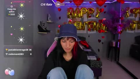 dafne huges online show from 02/15/25, 11:03