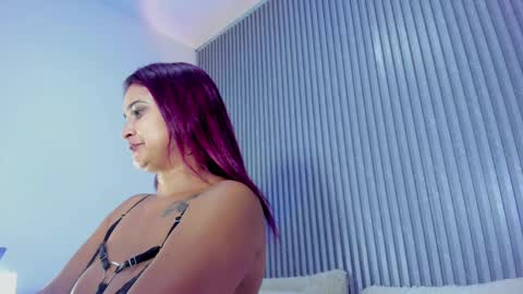 Snapshot of dafnecox chatting on 09/23/25, 03:09 dafnecox online show from 09/23/25, 03:09