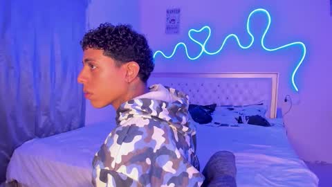 Snapshot of dafnezahiraa_ chatting on 10/05/25, 08:40 dafnezahiraa online show from 10/05/25, 08:40