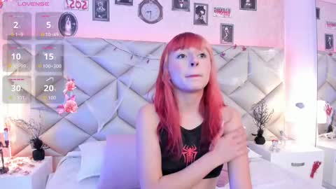 Dafnne online show from 10/10/25, 04:44