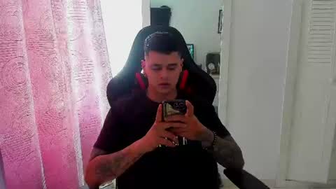 Snapshot of dage_19 chatting on 06/13/26, 05:22 my name is Jhon and I live in colombia online show from 06/13/26, 05:22