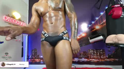 Snapshot of dagofastmilk chatting on 05/13/26, 02:25 DiegoXXL online show from 05/13/26, 02:25