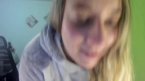 Snapshot of dahia888 chatting on 10/21/25, 07:42 Dahia online show from 10/21/25, 07:42