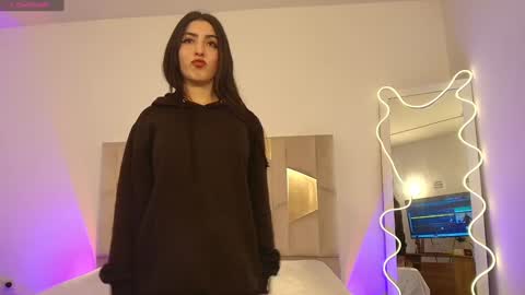 Snapshot of dahia_tay chatting on 02/04/25, 03:11 dahia online show from 02/04/25, 03:11