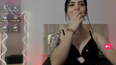 Snapshot of dahia_tay chatting on 02/17/25, 09:13 dahia online show from 02/17/25, 09:13