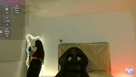 Snapshot of dahia_tay chatting on 09/24/25, 03:32 dahia online show from 09/24/25, 03:32