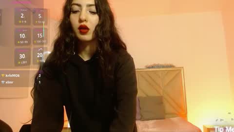 Snapshot of dahia_tay chatting on 10/09/25, 03:04 dahia online show from 10/09/25, 03:04