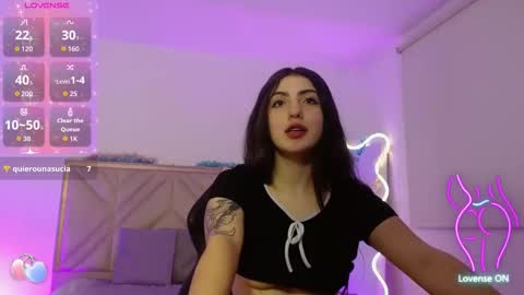 Snapshot of dahia_tay chatting on 10/17/25, 03:20 dahia online show from 10/17/25, 03:20