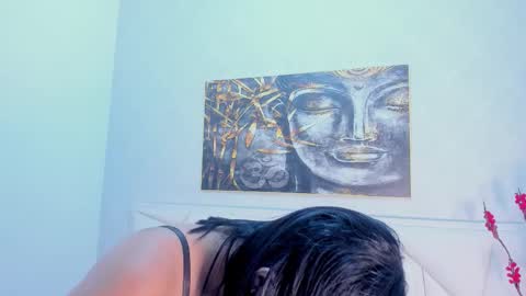  Dahiana   online show from 11/27/25, 11:34