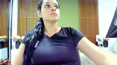  Dahiana  online show from 12/14/24, 07:36